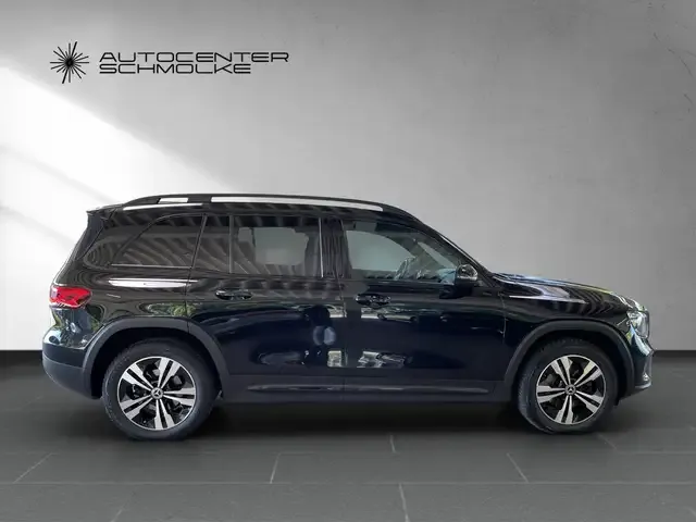 Mercedes-Benz GLB 180