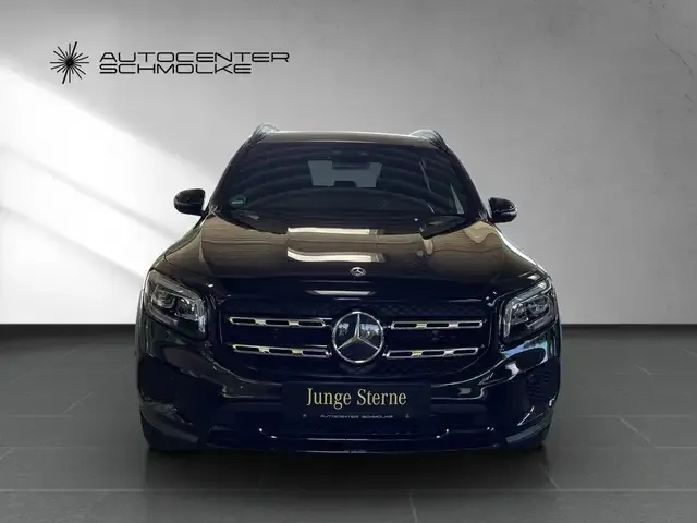 Mercedes-Benz GLB 180