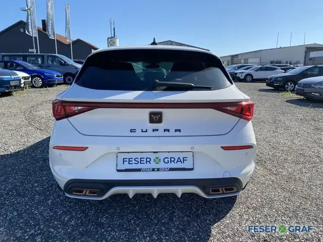 CUPRA Leon