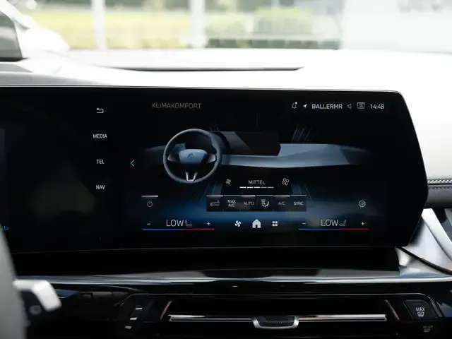 BMW 223