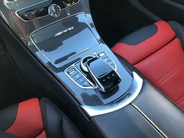 Mercedes-Benz C 63 AMG