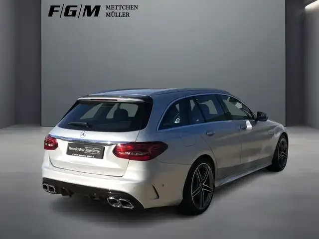 Mercedes-Benz C 63 AMG