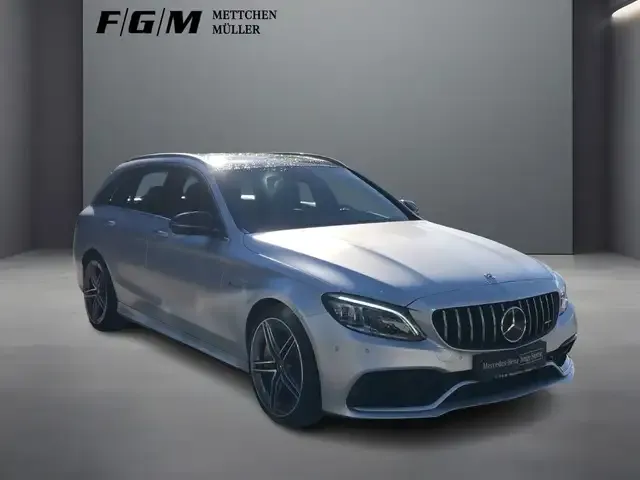 Mercedes-Benz C 63 AMG