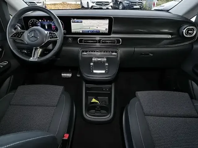 Mercedes-Benz V 250