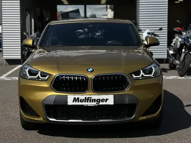 BMW X2