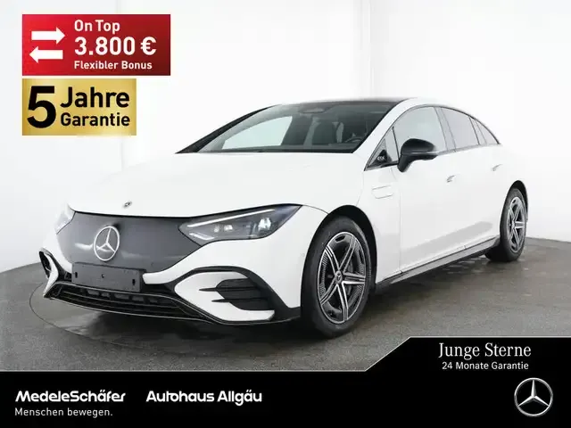 Mercedes-Benz EQE 300