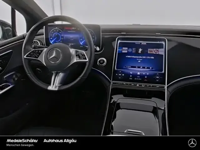 Mercedes-Benz EQE 300