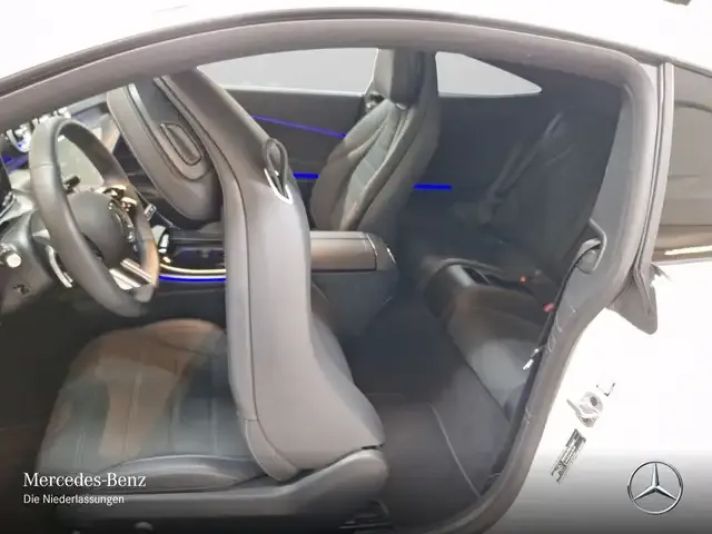 Mercedes-Benz CLE 200