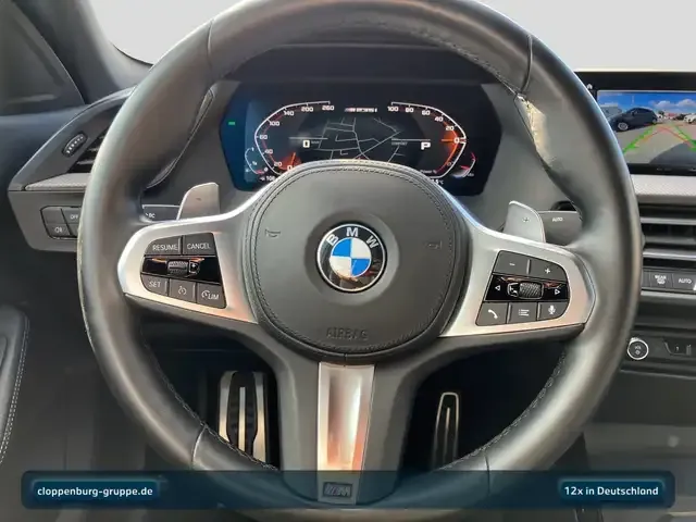BMW 235