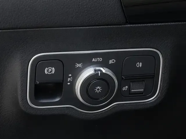 Mercedes-Benz GLA 180