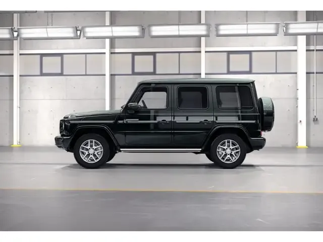 Mercedes-Benz G 400