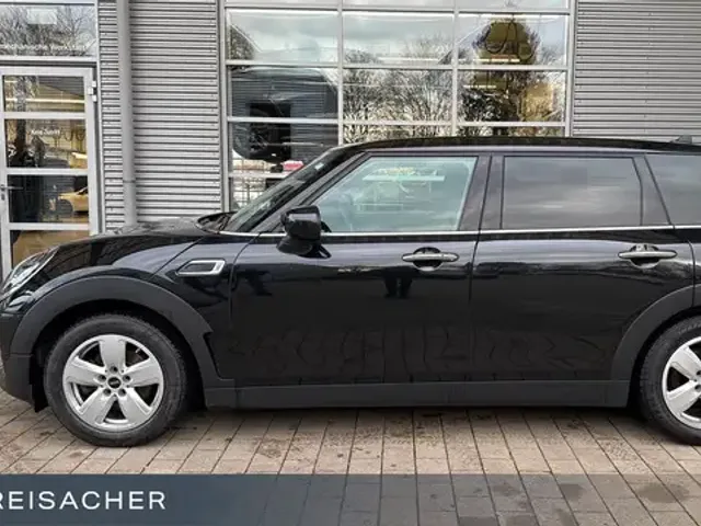 MINI Cooper Clubman