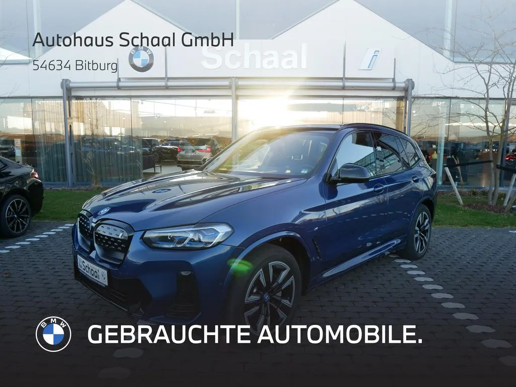 BMW iX3
