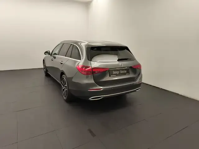 Mercedes-Benz C 180