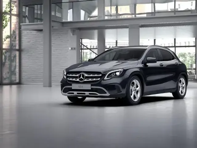 Mercedes-Benz GLA 200