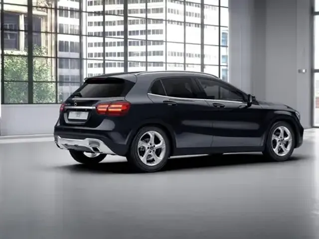 Mercedes-Benz GLA 200