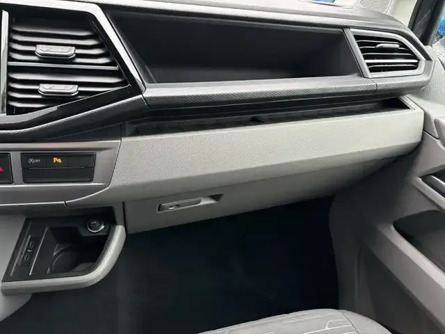 Volkswagen T6.1 Caravelle