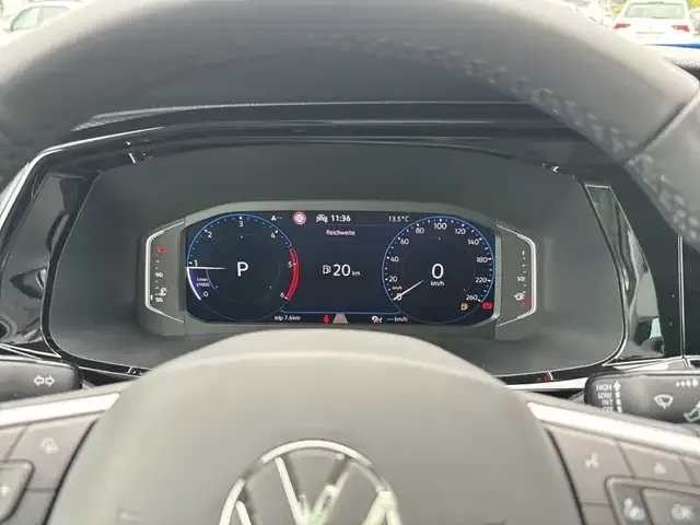 Volkswagen T6.1 Caravelle