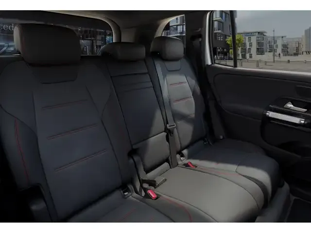 Mercedes-Benz EQB 250