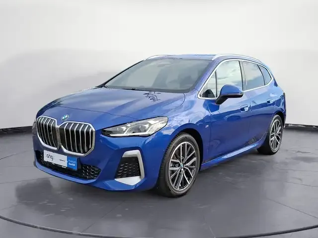 BMW 220