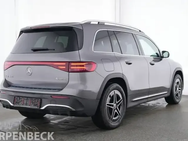 Mercedes-Benz EQB 300