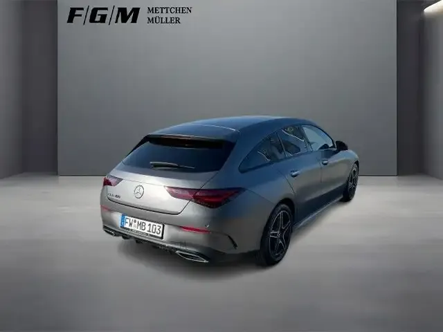 Mercedes-Benz CLA 180