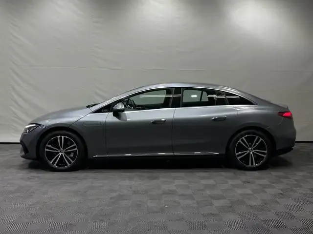 Mercedes-Benz EQE 300