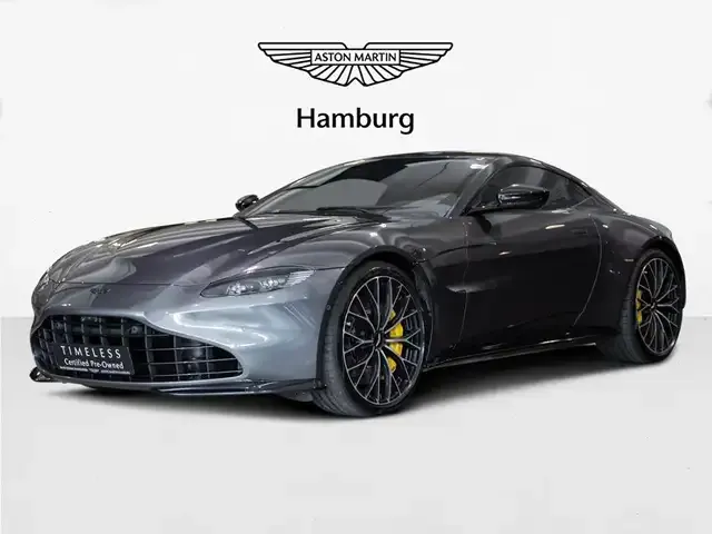 Aston Martin V8