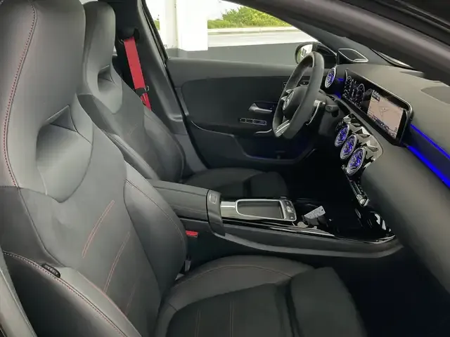 Mercedes-Benz A 45 AMG