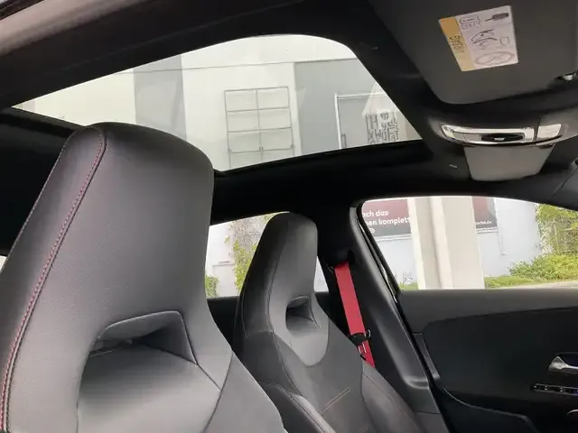 Mercedes-Benz A 45 AMG