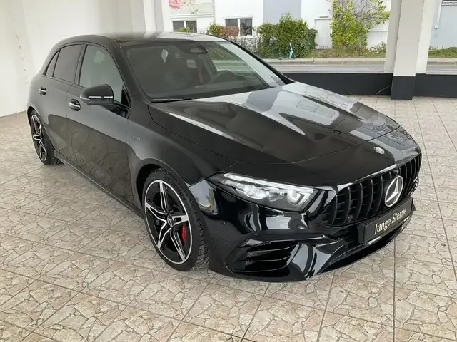 Mercedes-Benz A 45 AMG