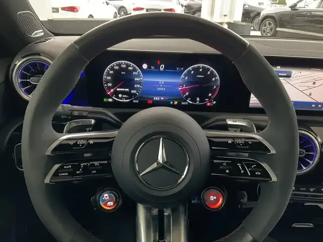 Mercedes-Benz A 45 AMG