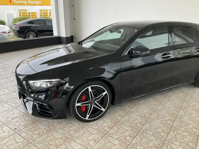Mercedes-Benz A 45 AMG