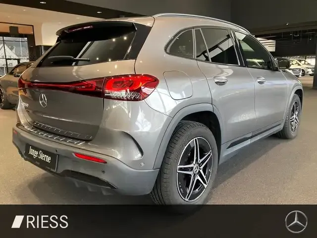 Mercedes-Benz EQA 250
