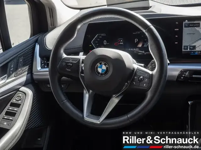 BMW 220
