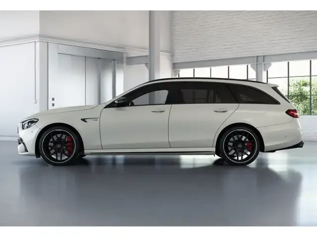 Mercedes-Benz E 63 AMG