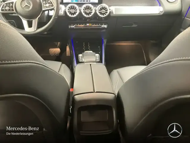 Mercedes-Benz EQB 250