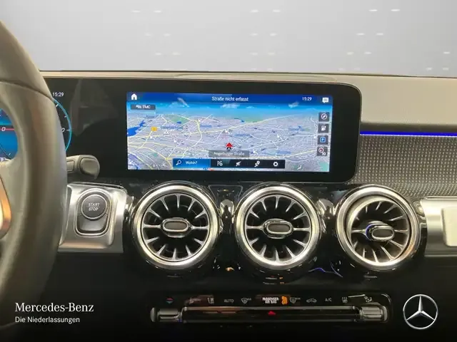 Mercedes-Benz EQB 250
