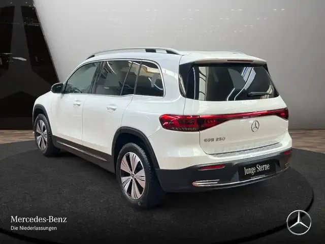 Mercedes-Benz EQB 250