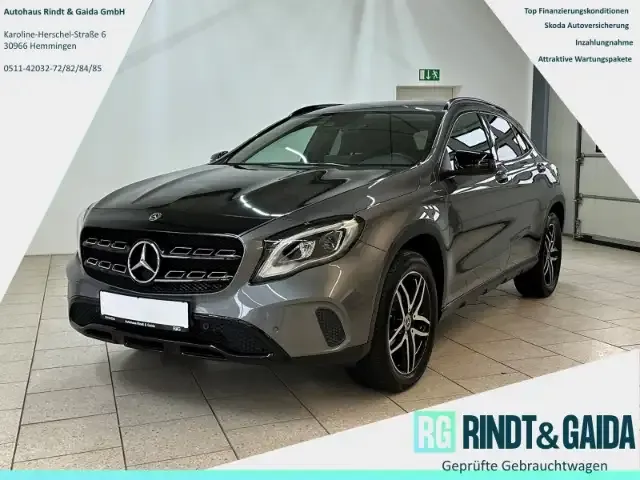 Mercedes-Benz GLA 180