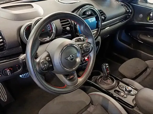 MINI John Cooper Works Clubman