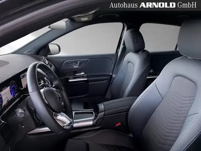 Mercedes-Benz EQA 300