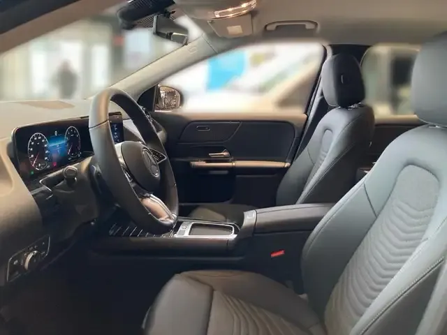 Mercedes-Benz GLA 180