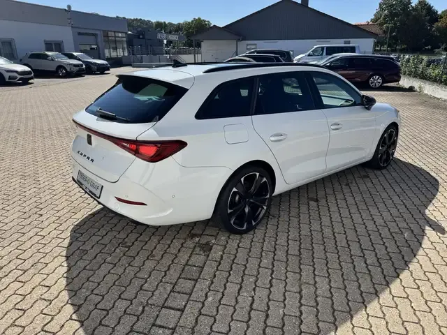 CUPRA Leon