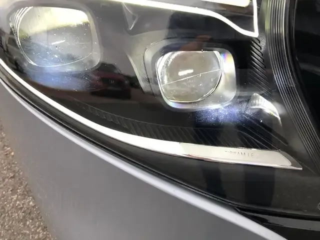 Mercedes-Benz V 220