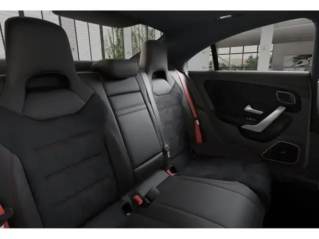 Mercedes-Benz CLA 45 AMG