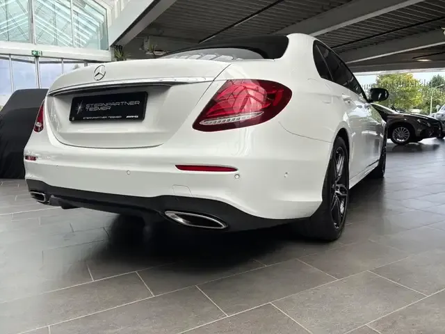 Mercedes-Benz E 200