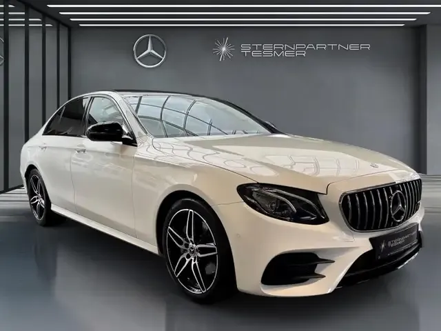 Mercedes-Benz E 200