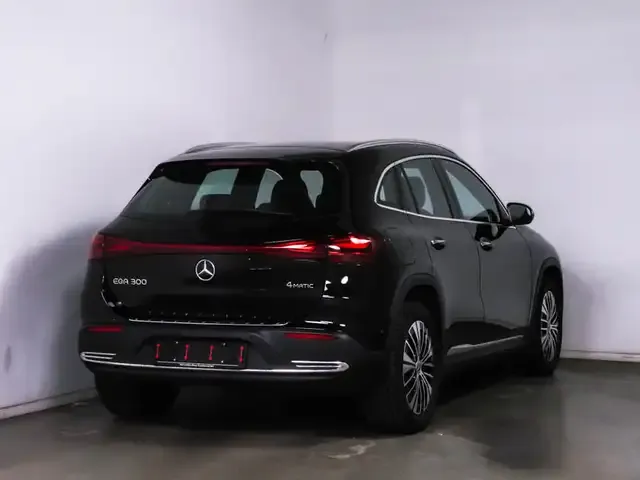 Mercedes-Benz EQA 300