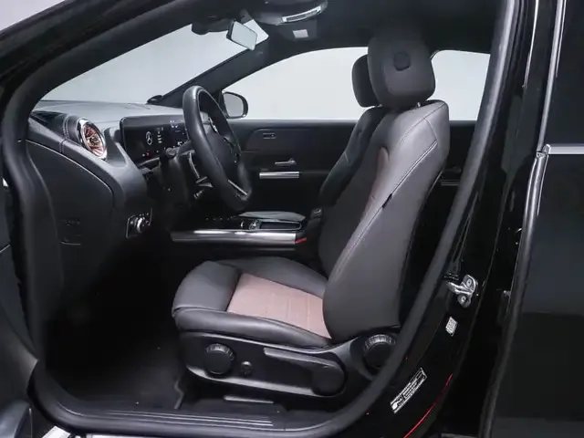 Mercedes-Benz EQA 300